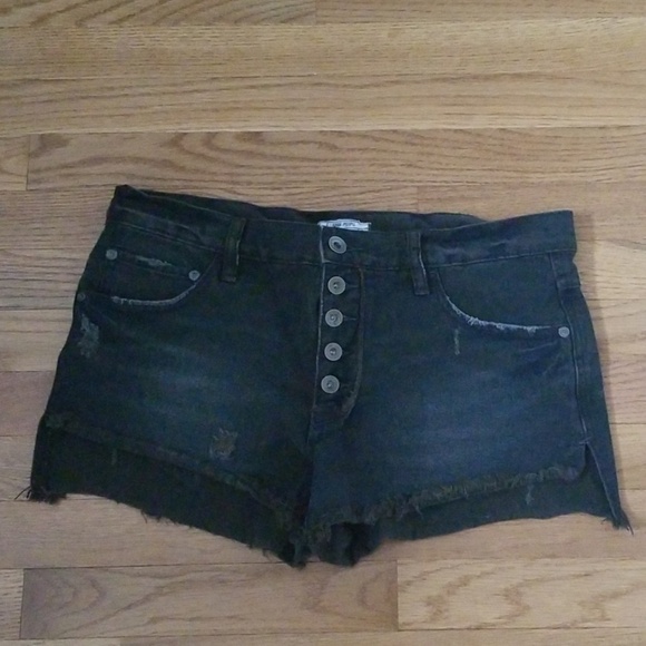 FREE PEOPLE Size 27 Distressed Denim Shorts